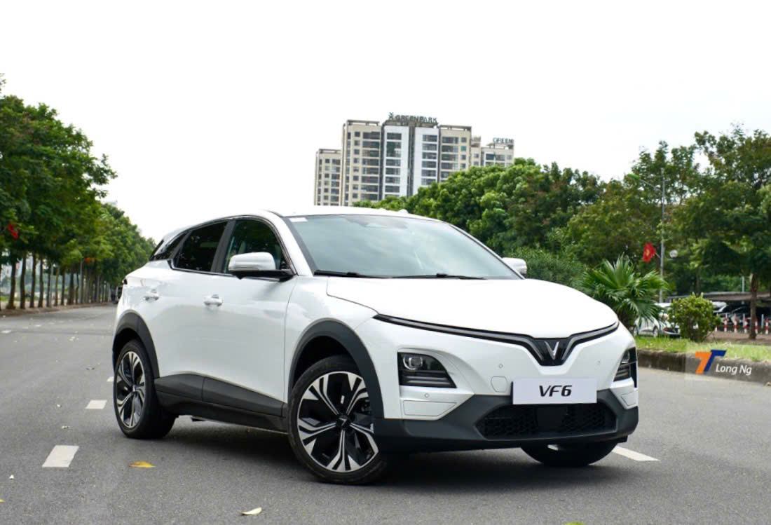VF6 điện biên